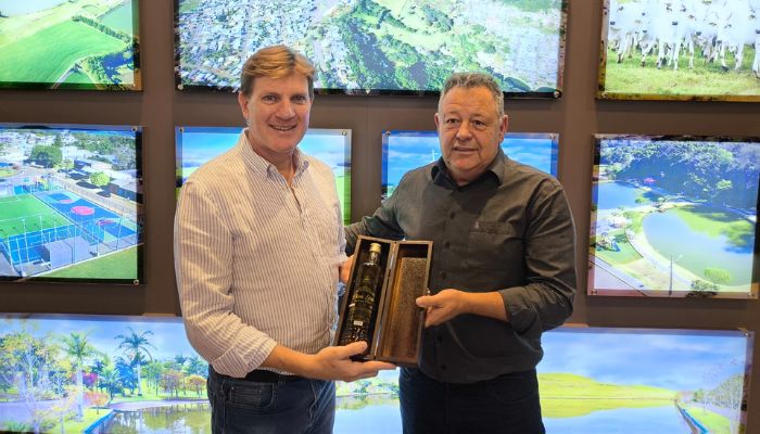 Guaraniaçu - Deputado Nelsinho Padovani visita município e reafirma apoio ao desenvolvimento local